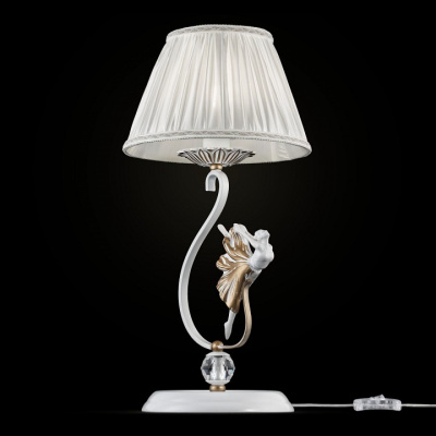 Настольная лампа декоративная Maytoni Elina ARM222-11-G фото Настольная лампа декоративная Maytoni Elina ARM222-11-G. Фото №2